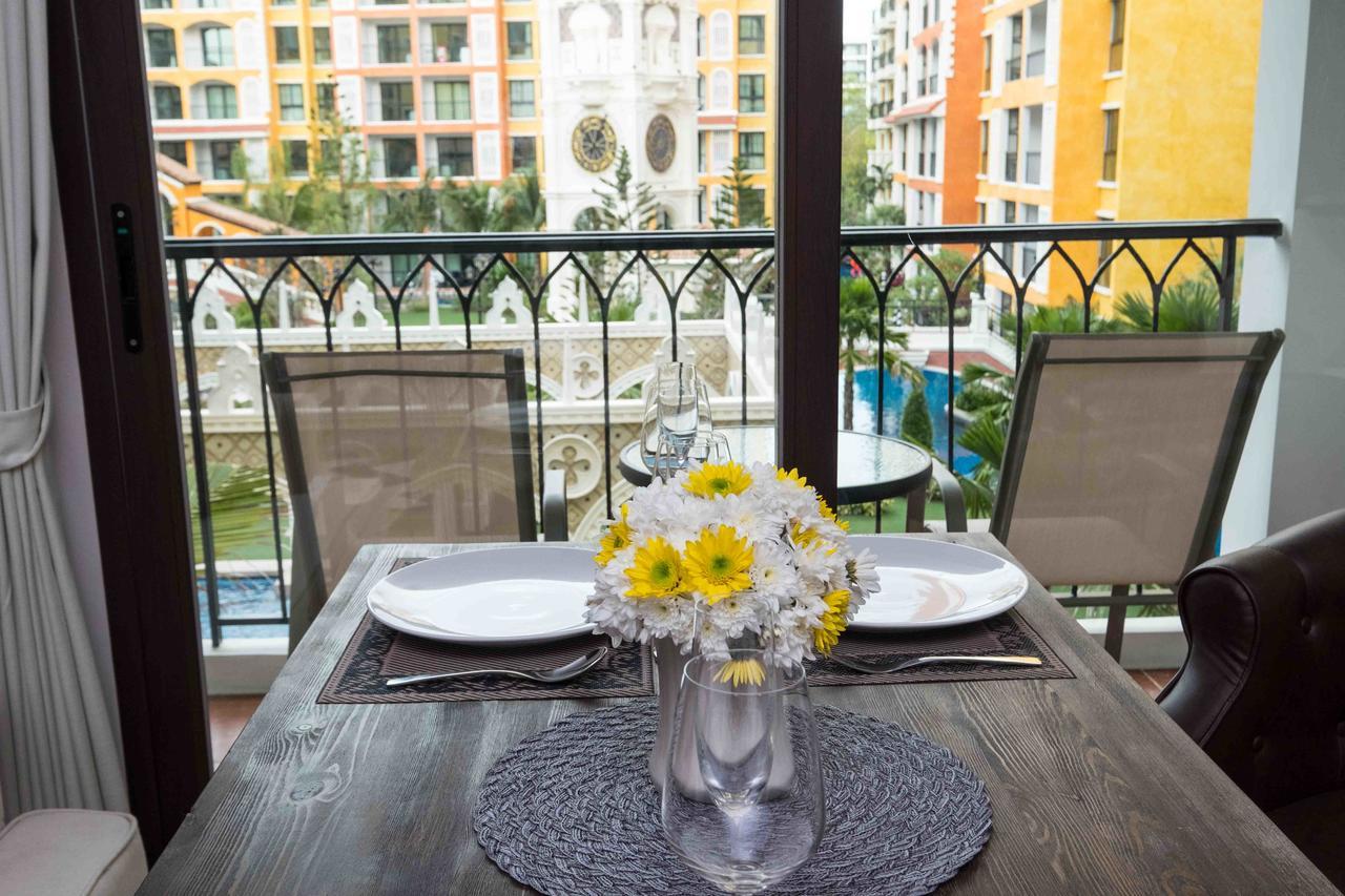 The Symphony Suites Pattaya Praia de Jomtien Exterior foto