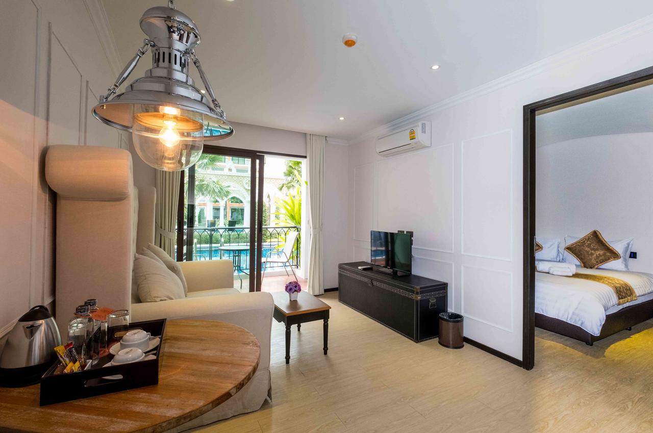 The Symphony Suites Pattaya Praia de Jomtien Exterior foto